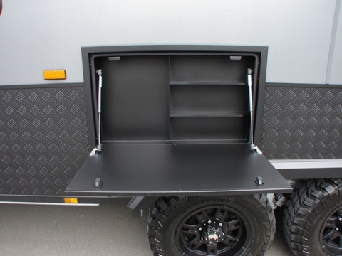 Legion - Thor - 20’6ft - Side Club - Walk Around Bed