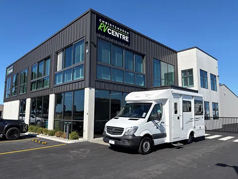 Kea - Cascade M660 - Rear Lounge